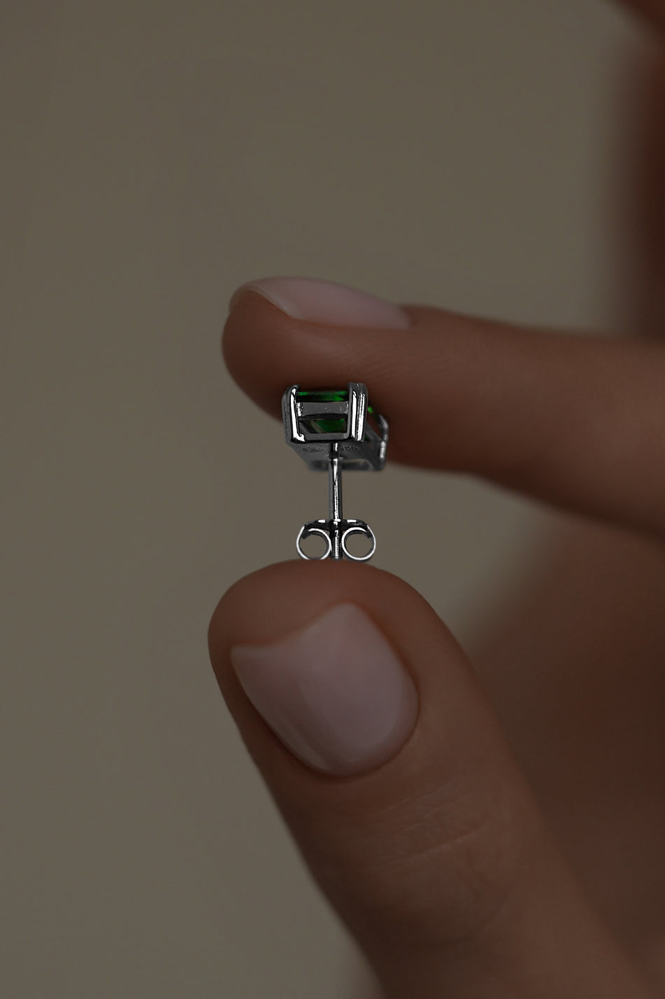 Earstuds with emerald Radiant cut high-grade cubic zirconia