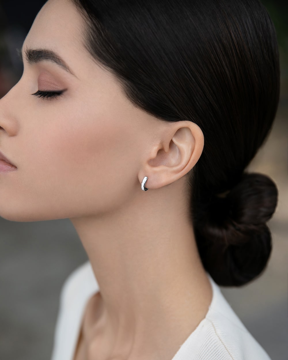 Huggies-earring with enamel 12 mm