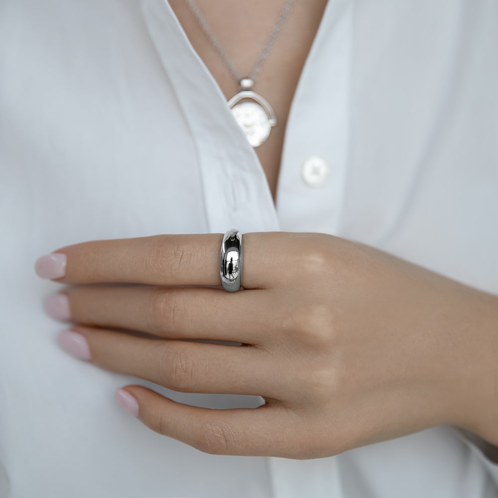 Volumetric blown ring