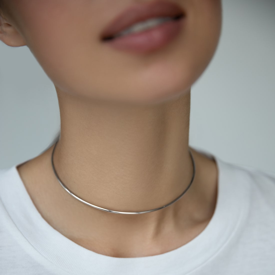 Frame choker