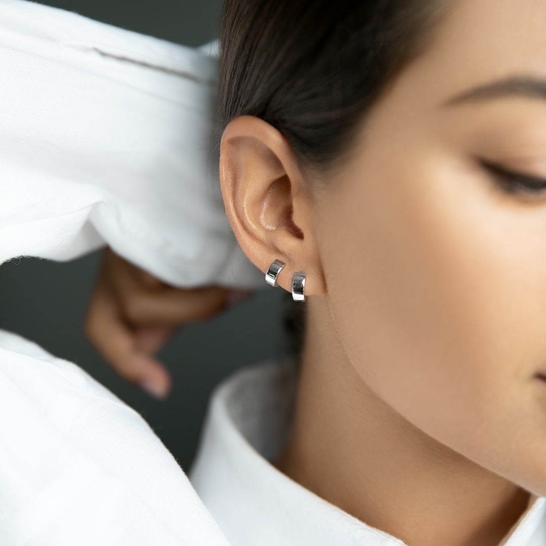 Thickened Huggies Earrings 9mm