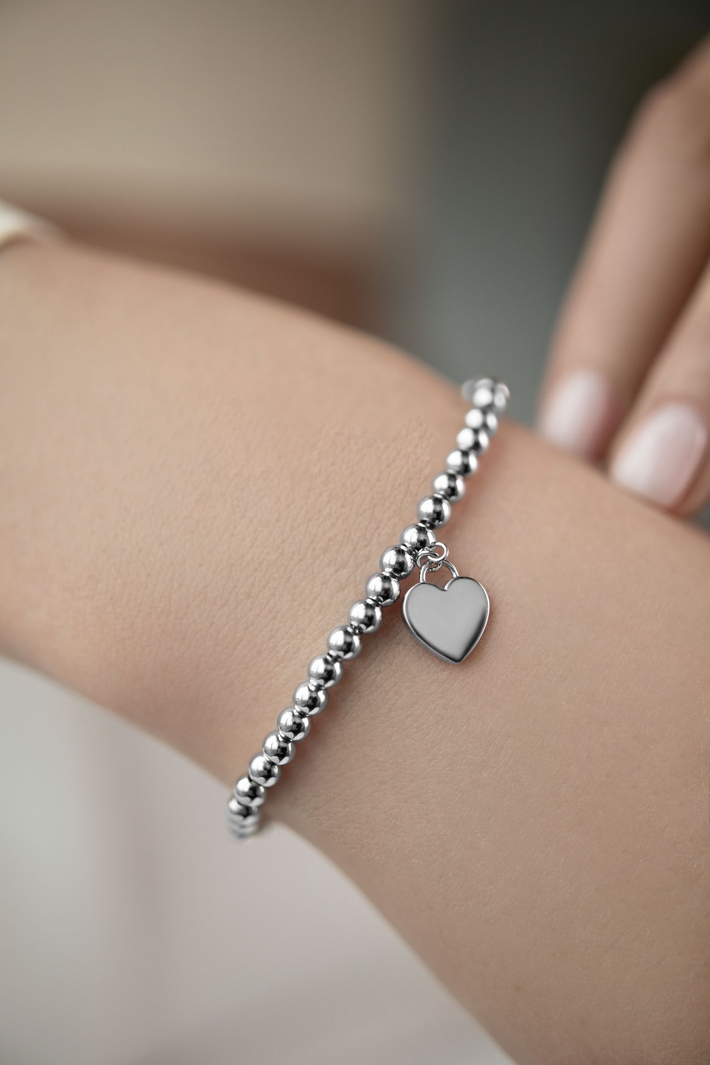 Heart balloon bracelet