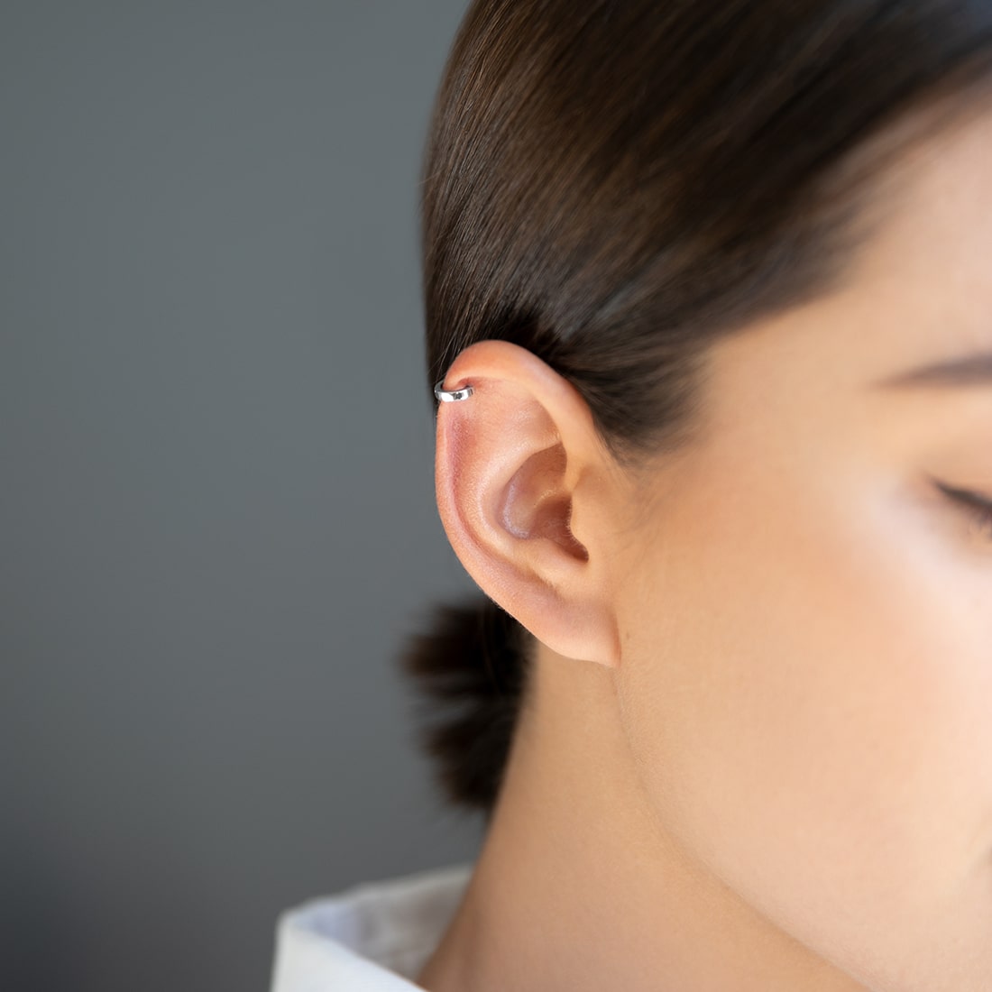 Huggies-earring 6 mm