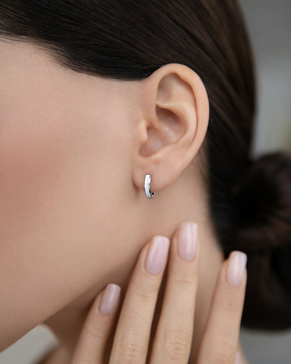 Huggies-earring with enamel 12 mm