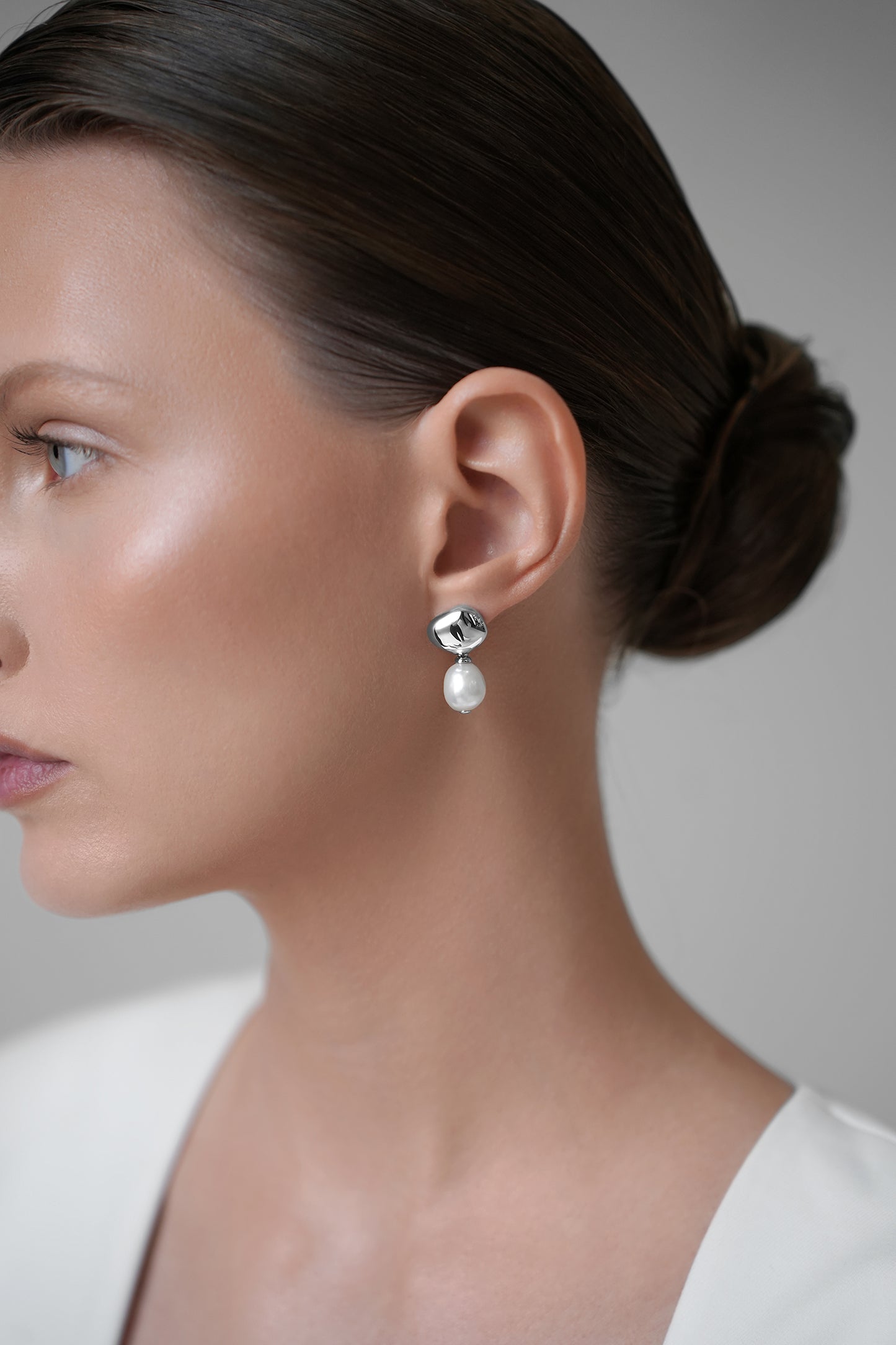 Earrings-grains with natural pearls
