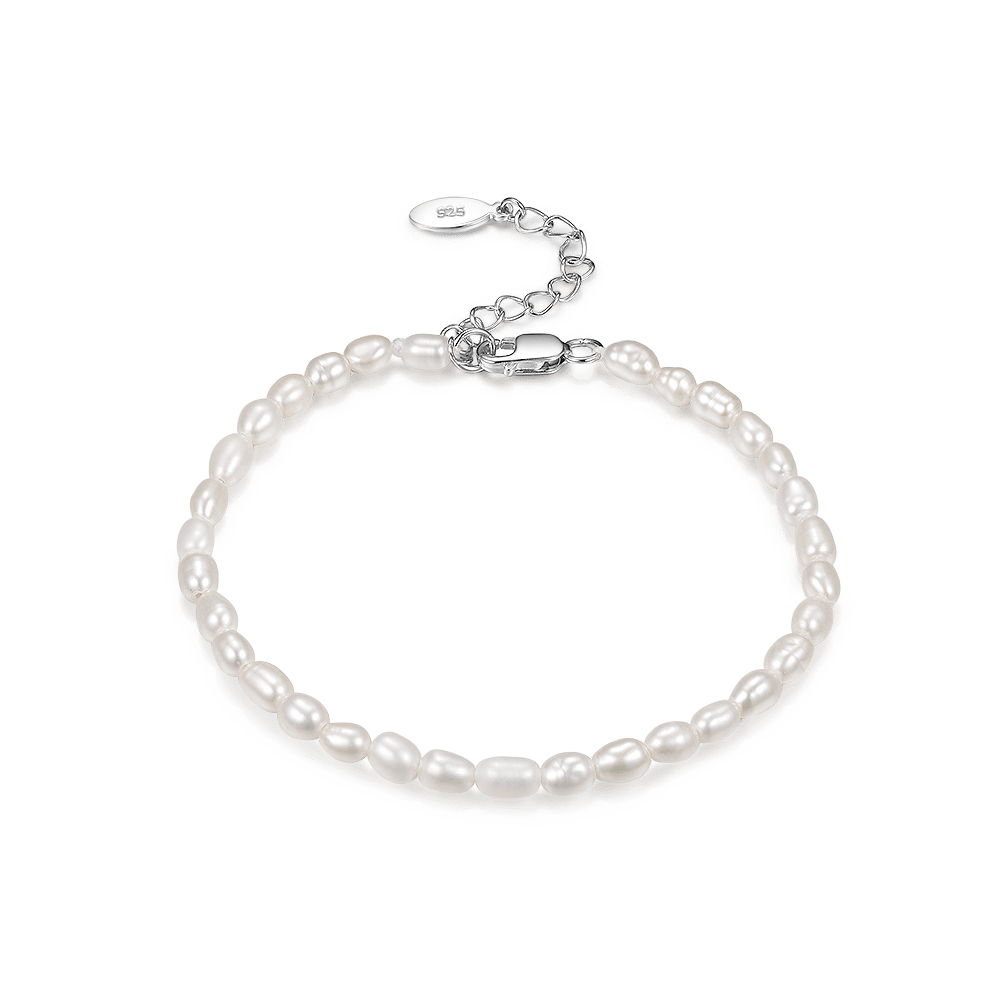 Bracelet with natural pearls