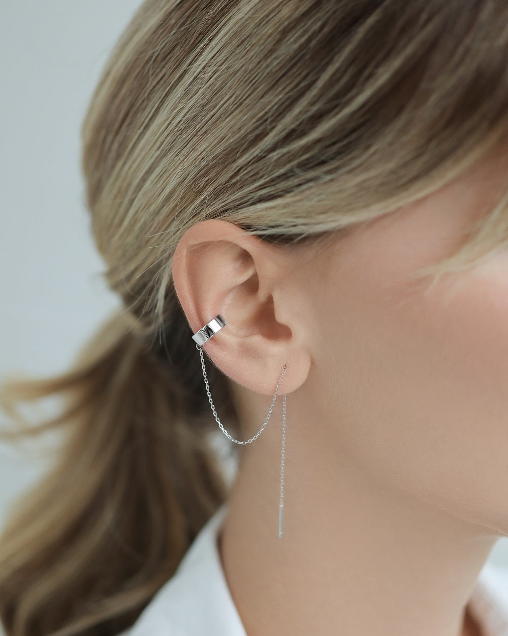 Basic Cuff-earring with a chain