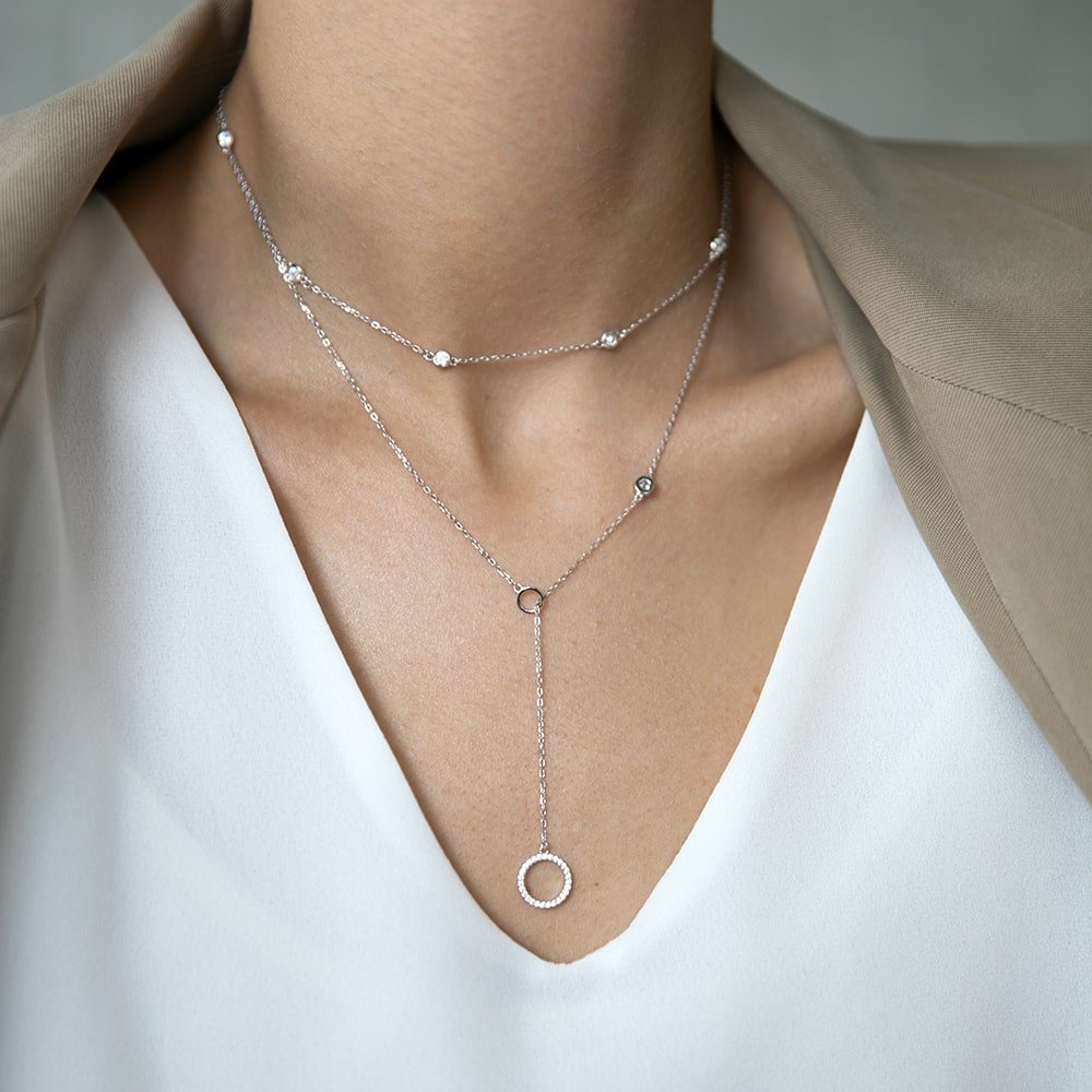 Double necklace with circle