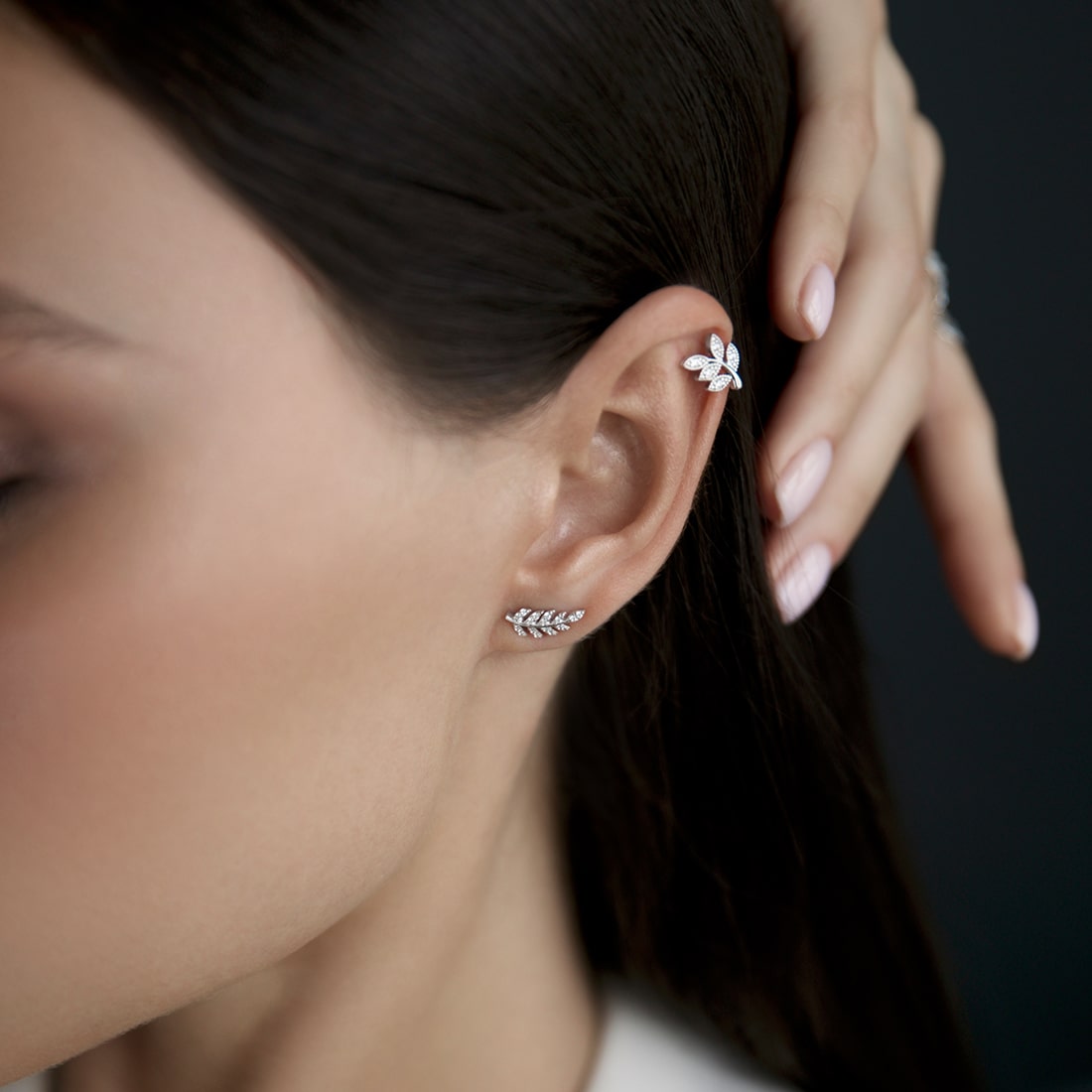 Stud earrings Rustle
