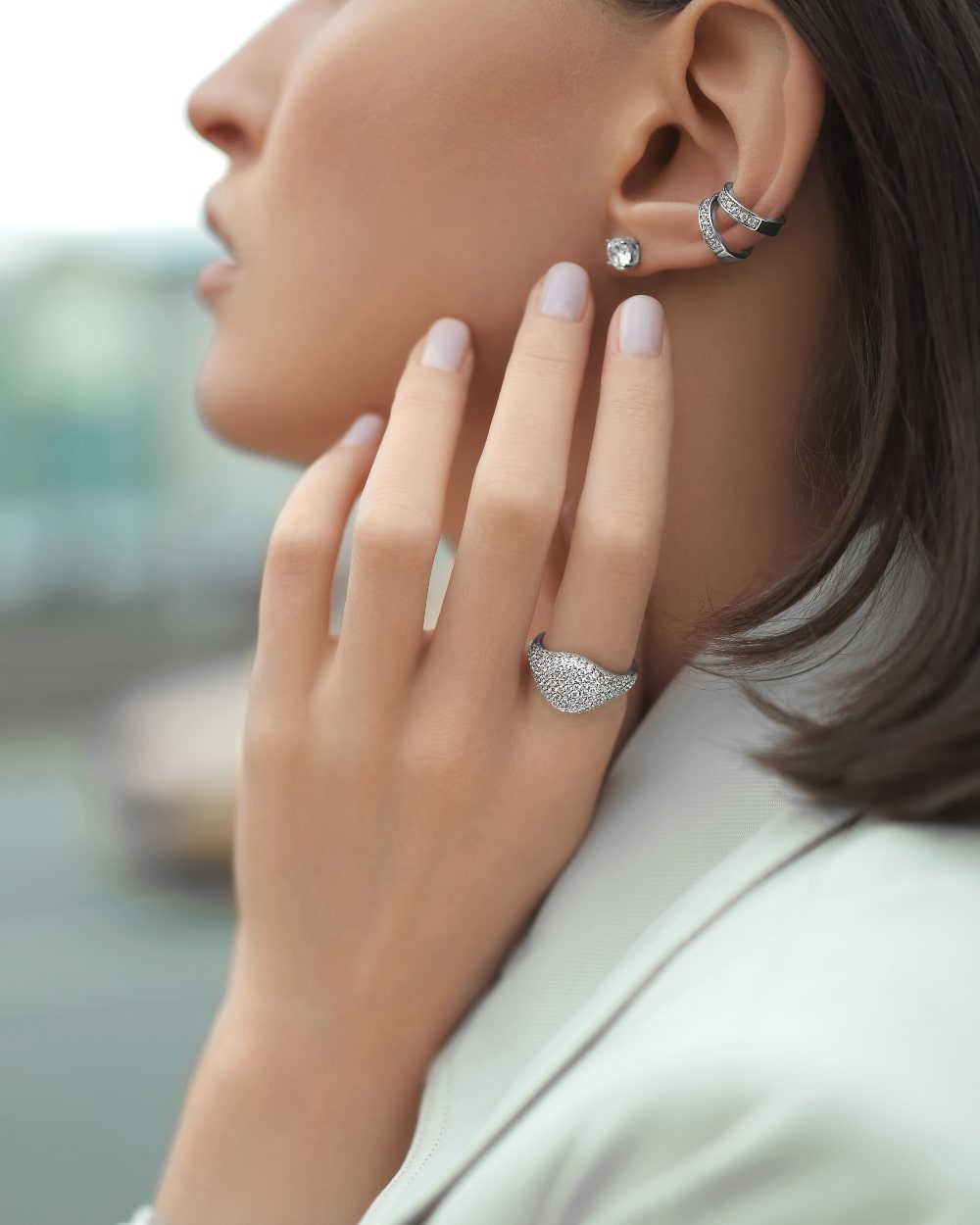 Cuff with stones 12 mm
