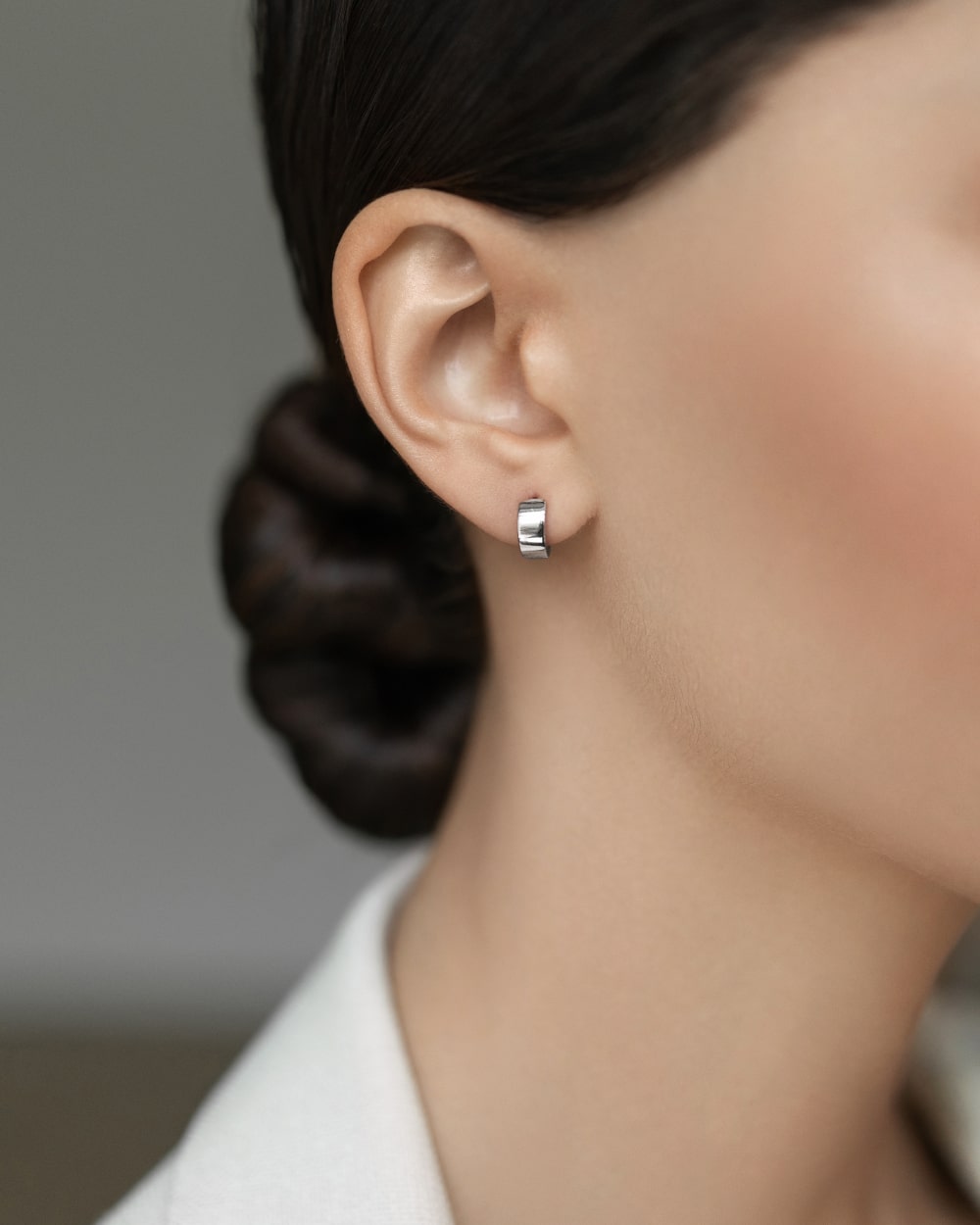 Thickened Huggies Earrings 9mm