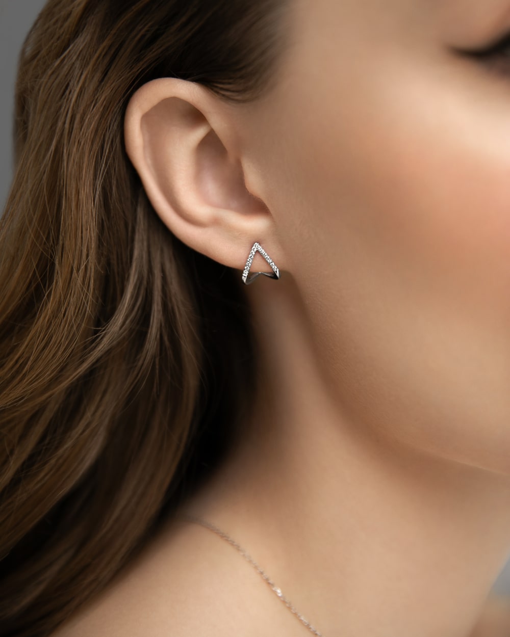Stud earrings Vector