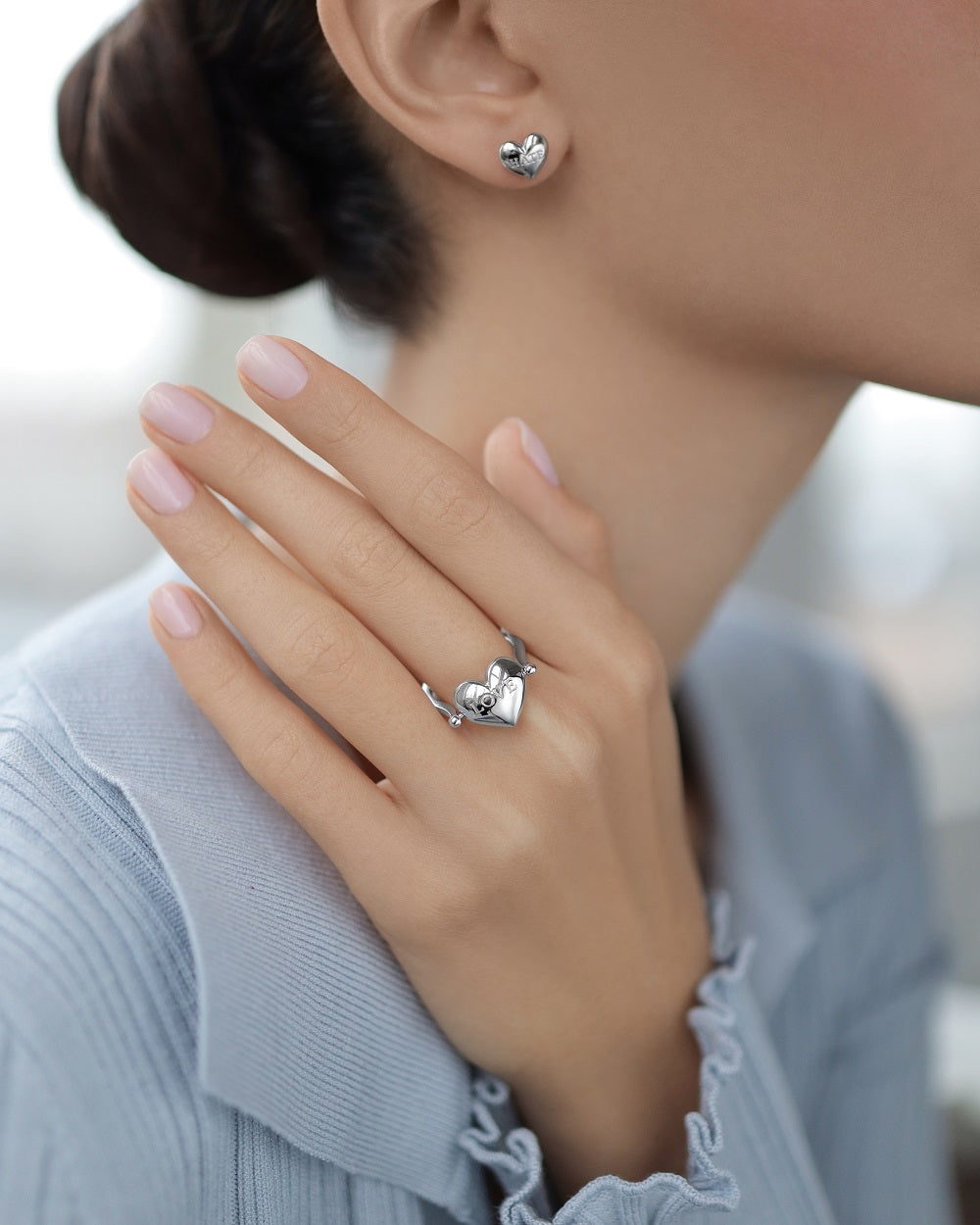Ring Love and Hate