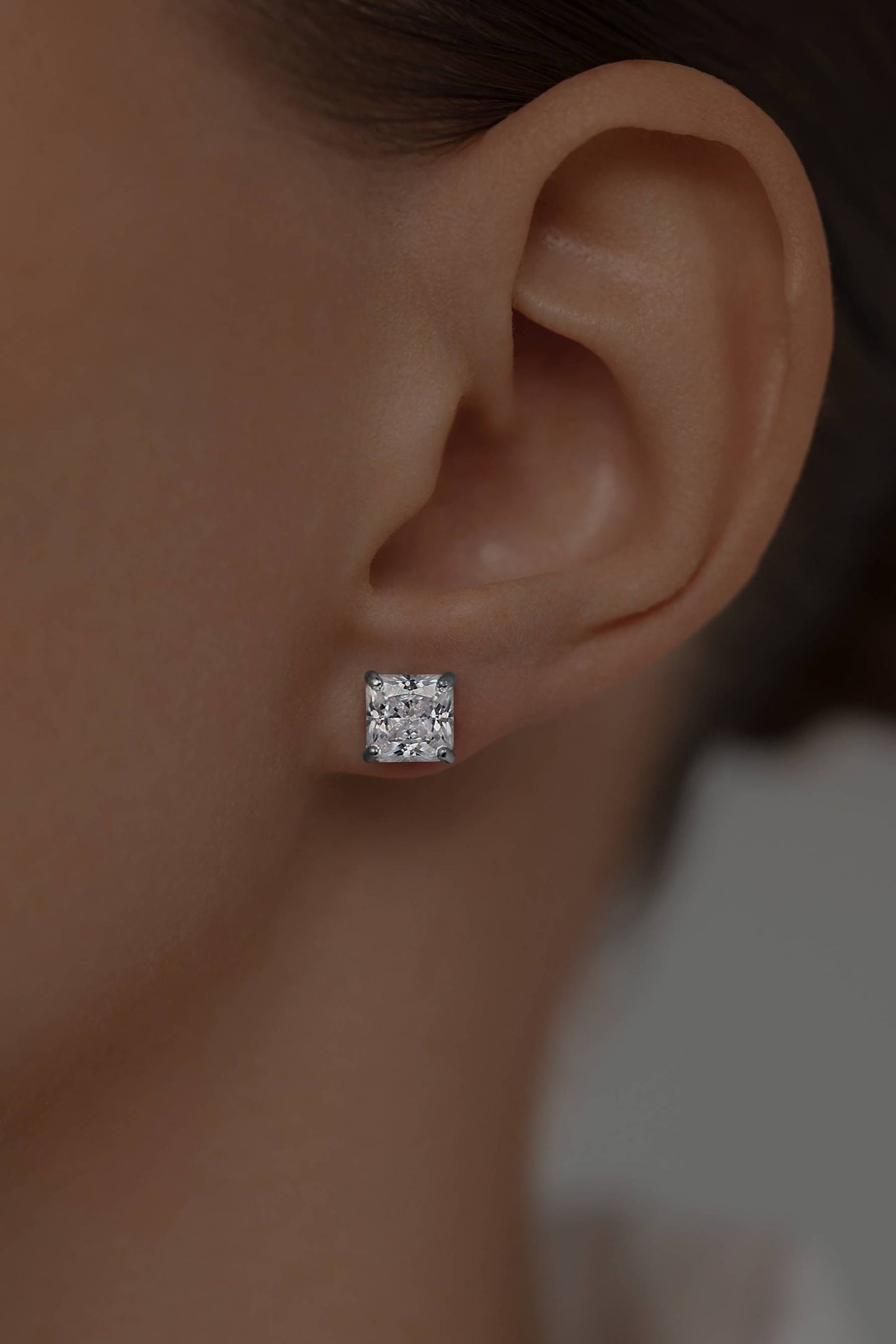 Earstuds with Cubic Zirconia Princess cut