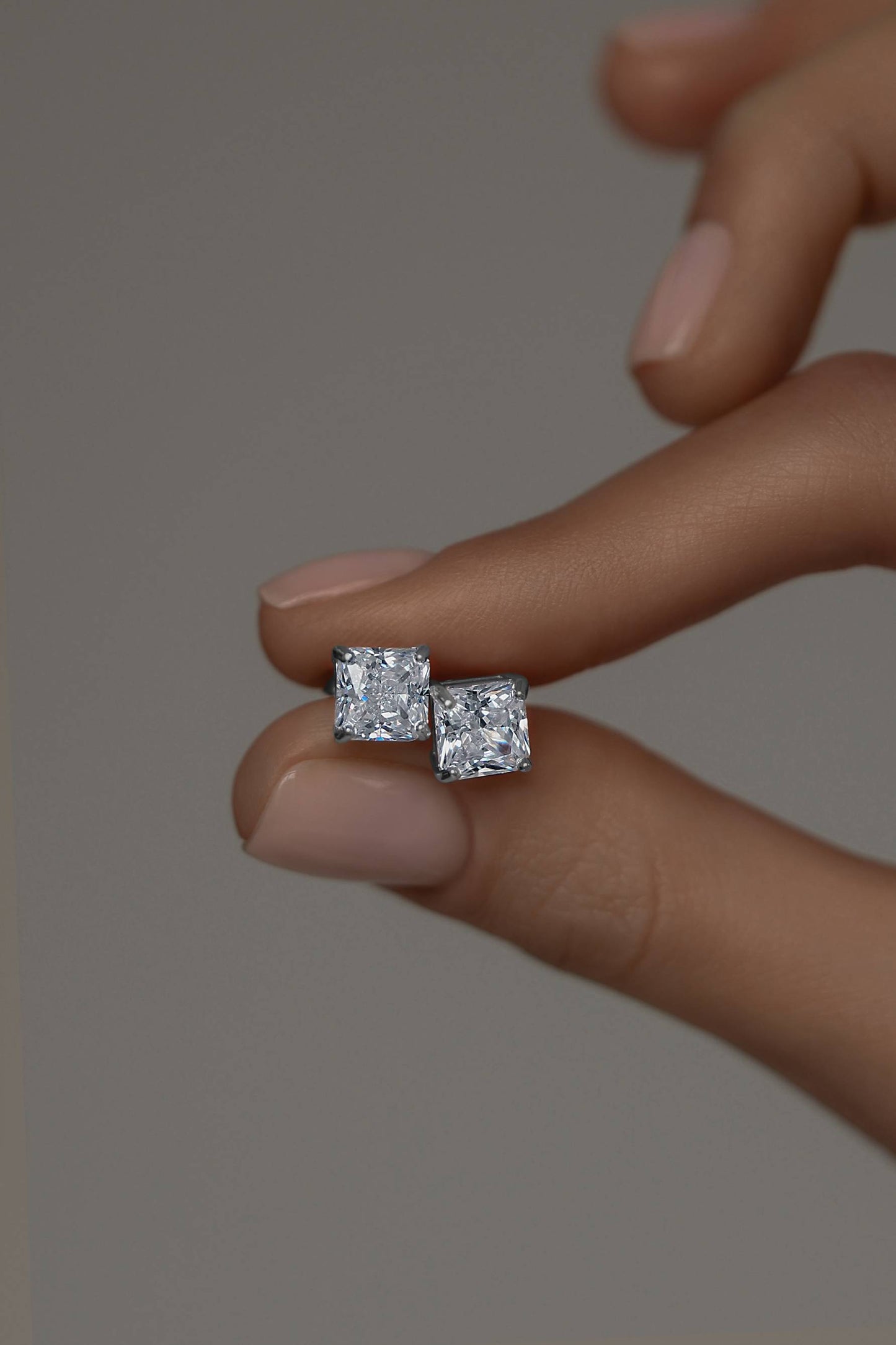 Earstuds with Cubic Zirconia Princess cut