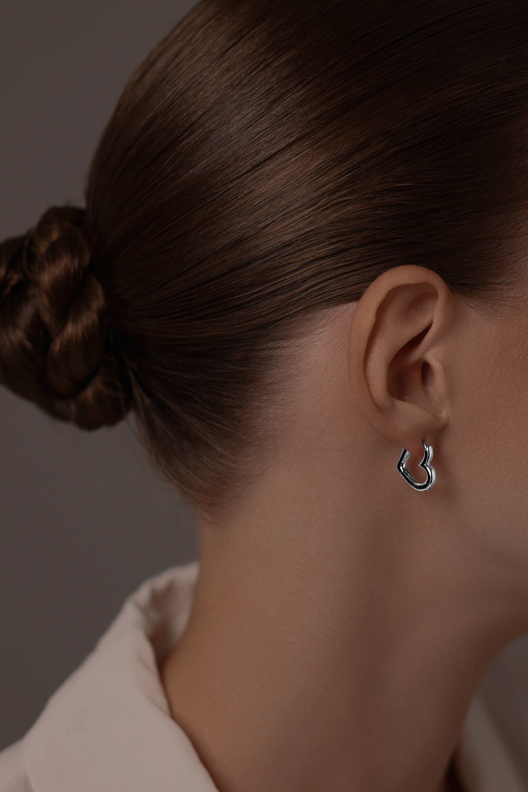 Earrings Heart Side-view