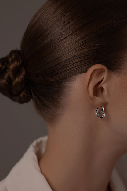 Earrings Heart Side-view