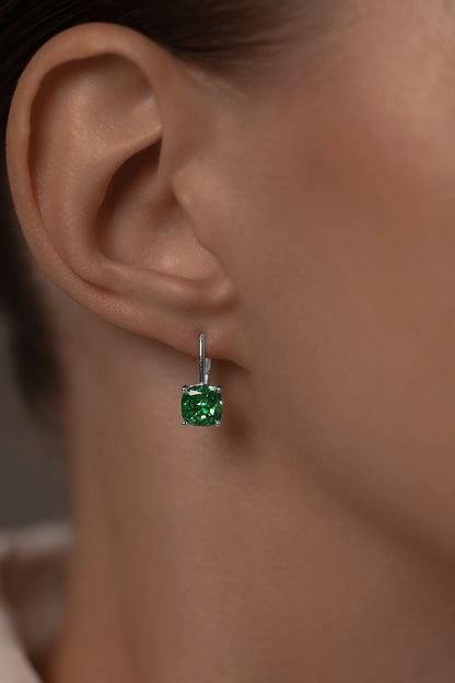 Earrings on French Lock with emerald diamond imitation in Cushion cut