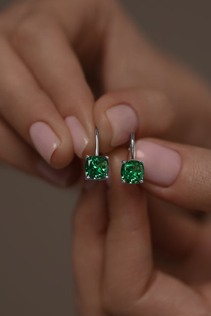 Earrings on French Lock with emerald diamond imitation in Cushion cut