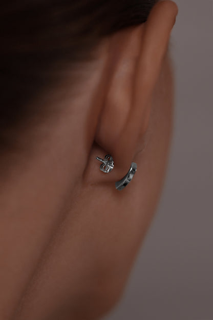 Earstuds Heart with pink mother of pearl