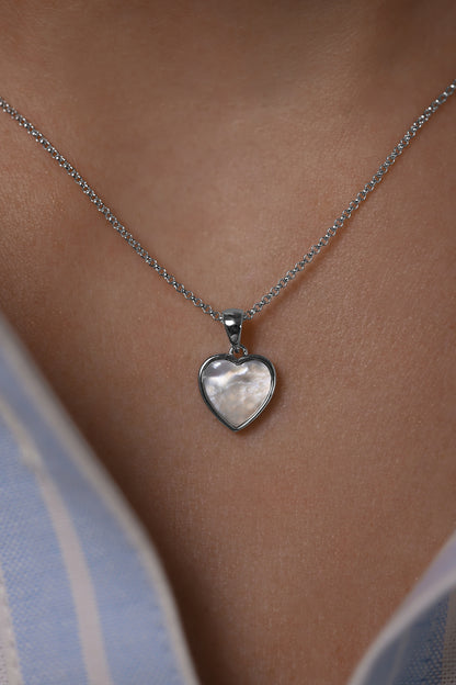 Necklace Heart with white mother of pearl