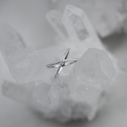 Ring X with stones on the base