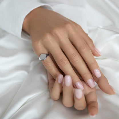 Signet ring Circle