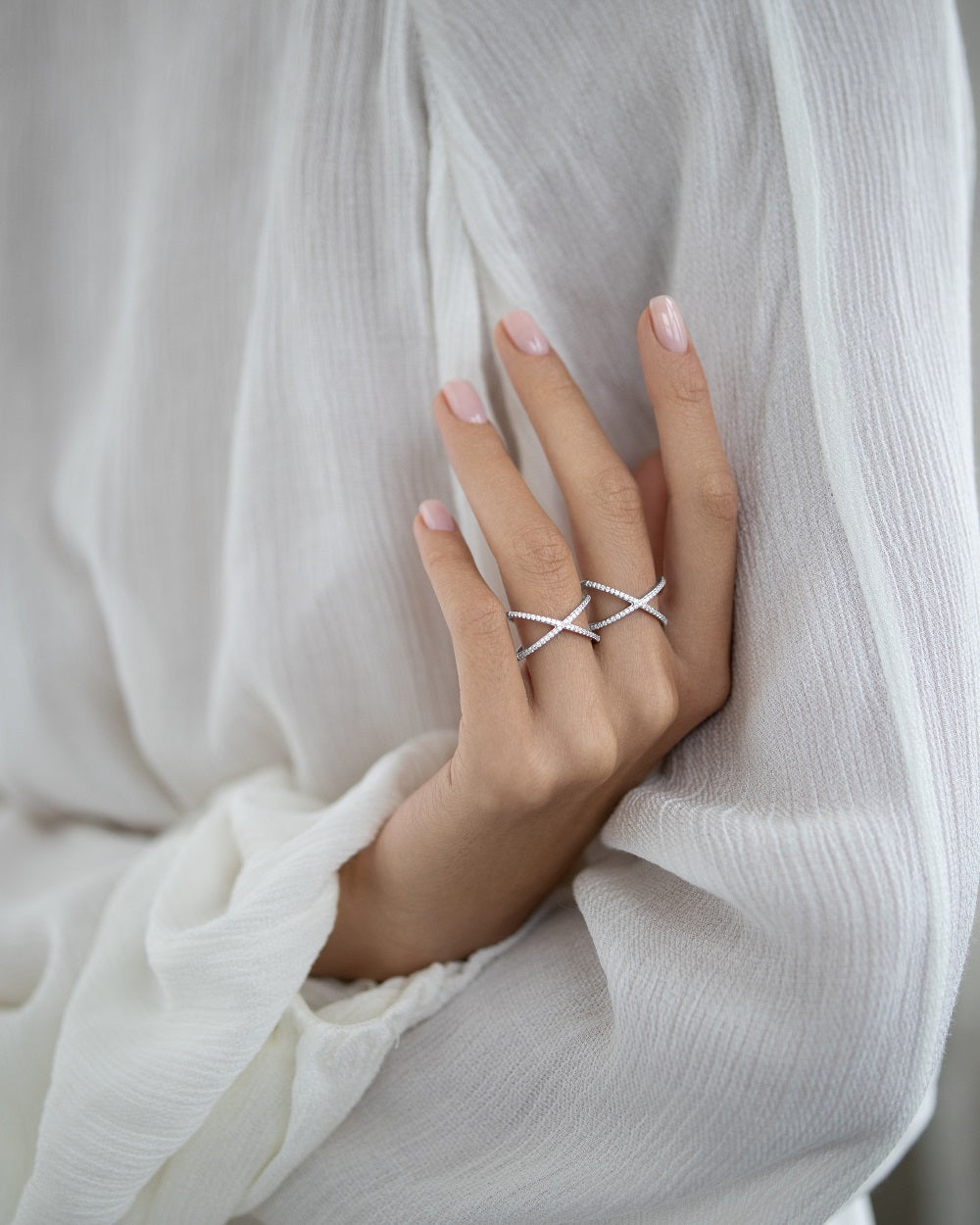 Ring X with stones on the base