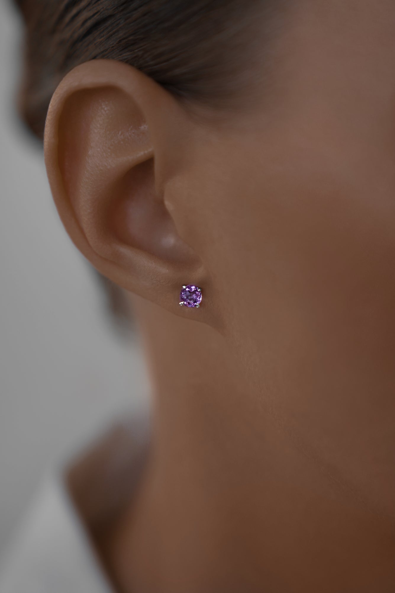 Earstuds natural amethyst 5 mm