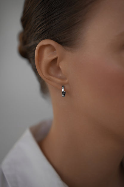 Earrings Circles on huggies