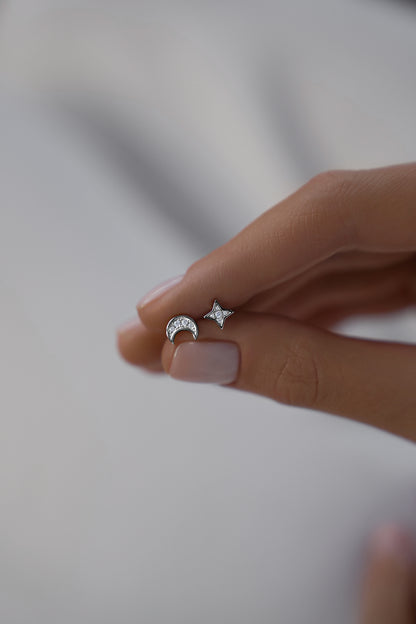Earstuds moon and star