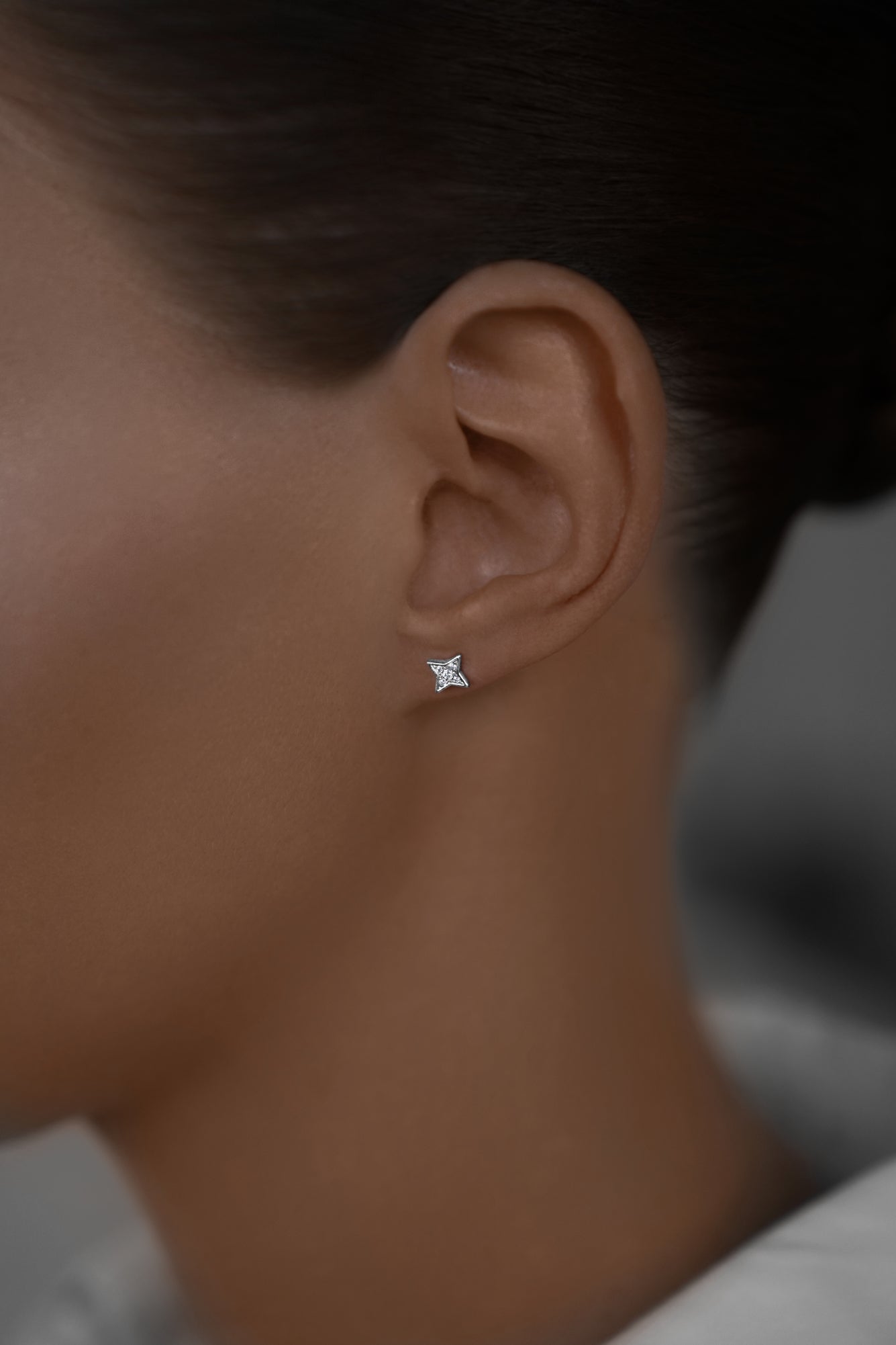 Earstuds moon and star
