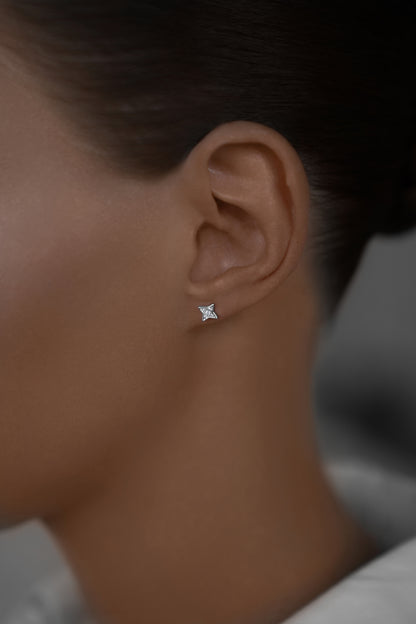Earstuds moon and star