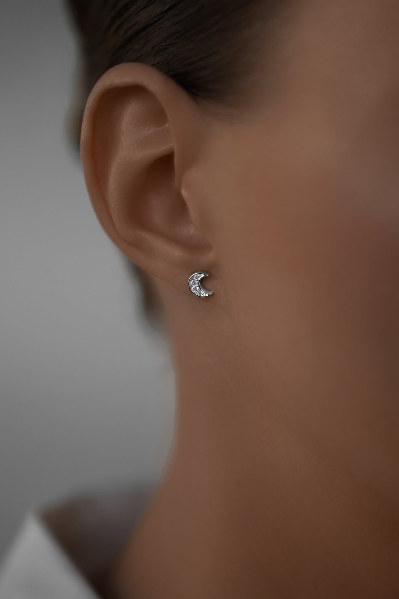 Earstuds moon and star