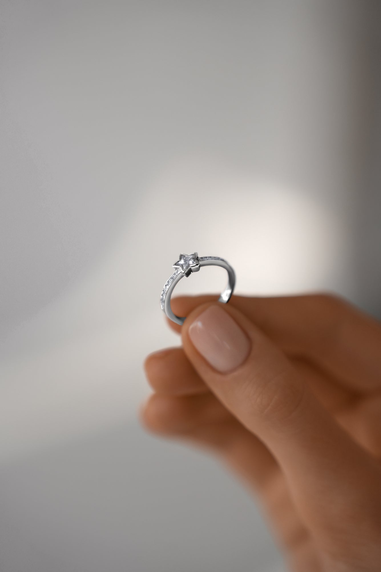 Ring Single star