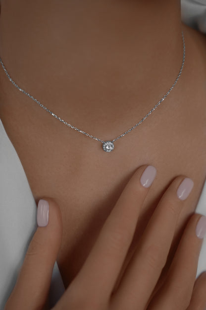 Necklace Pavé Solitaire
