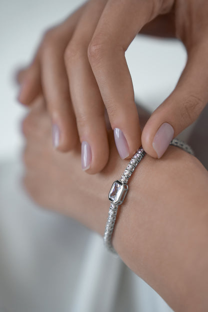 Tennis Bracelet with Princess Cut Stone