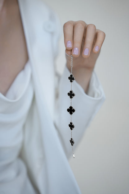 Bracelet with Onyx Clovers