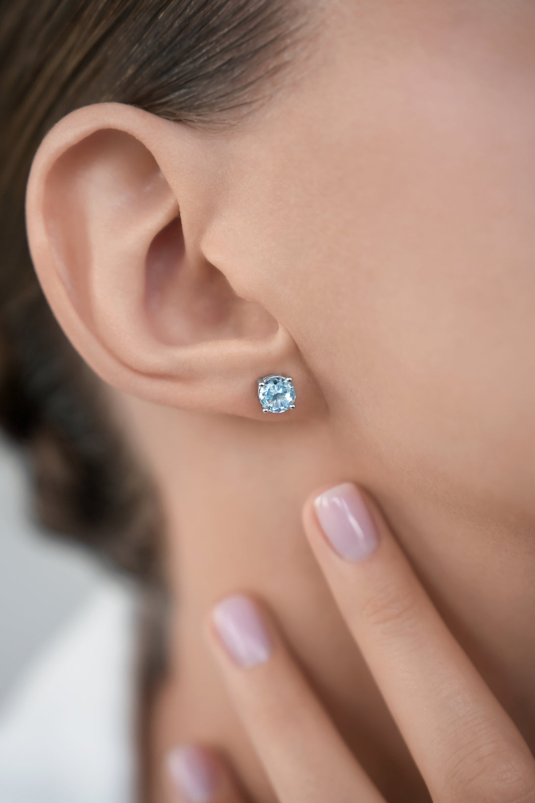 Earstuds Round Blue CZ