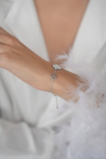 Bracelet 3 clovers with white MOP