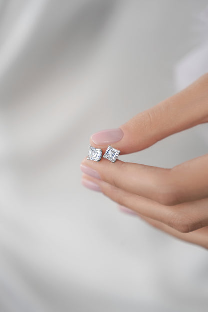 Earstuds Princess cut CZ