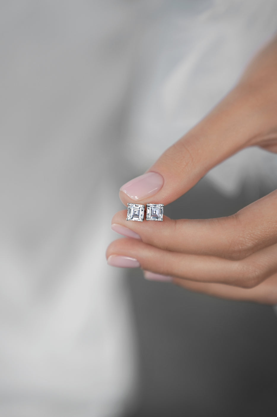 Earstuds Princess cut CZ