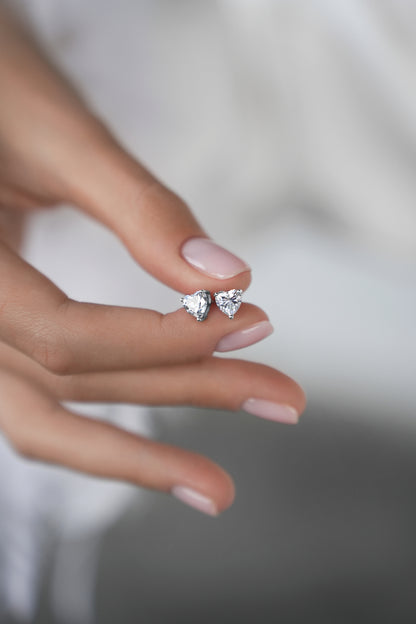 Earstuds Heart cut CZ