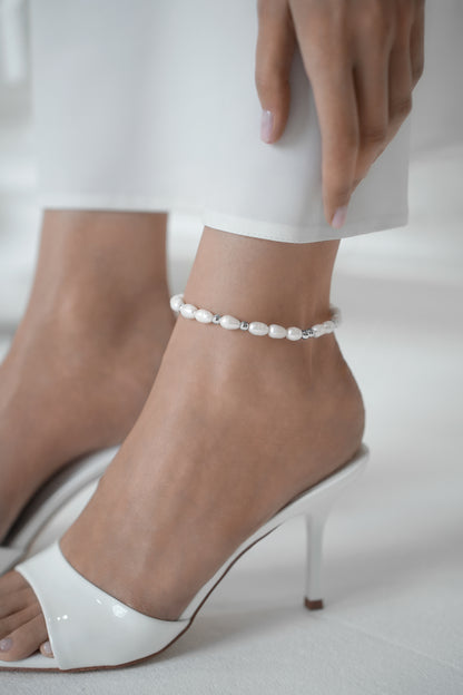 Anklet made of natural pearls Morse alphabet