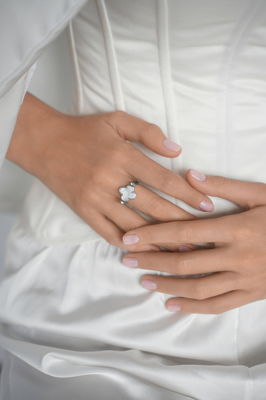 Reversible Clover Ring