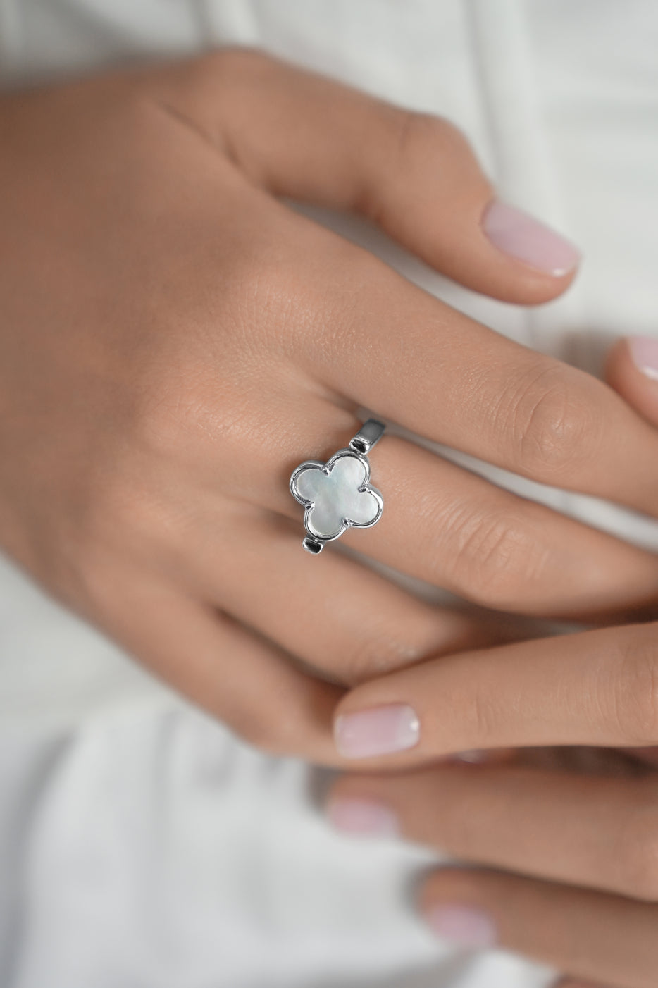 Reversible Clover Ring