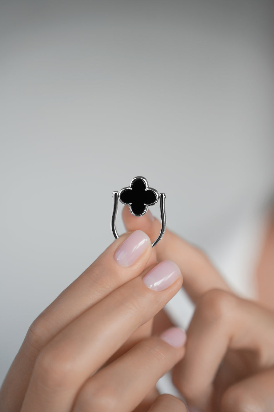 Reversible Clover Ring