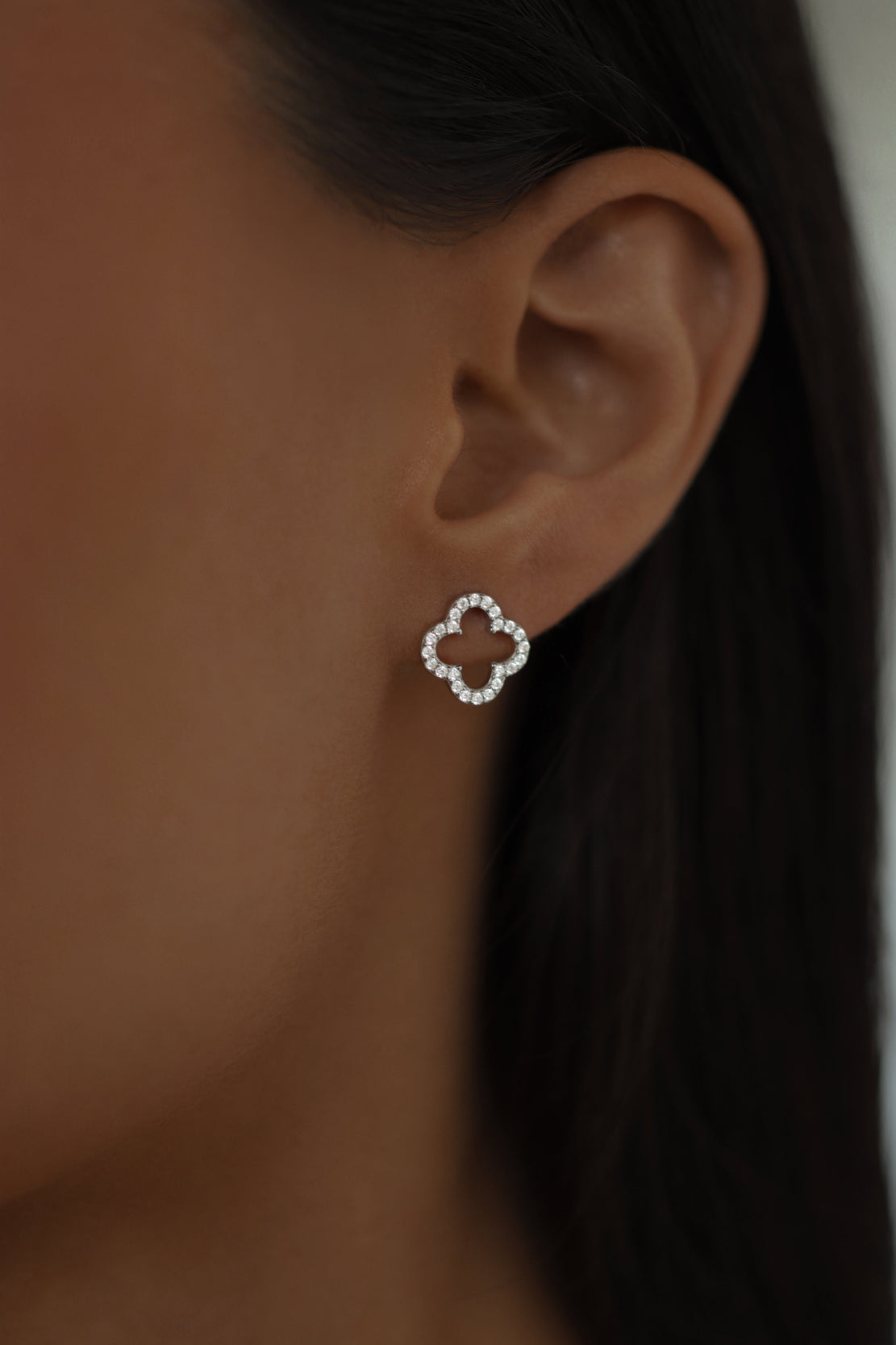 Stud earrings Clover with cubic zirconia