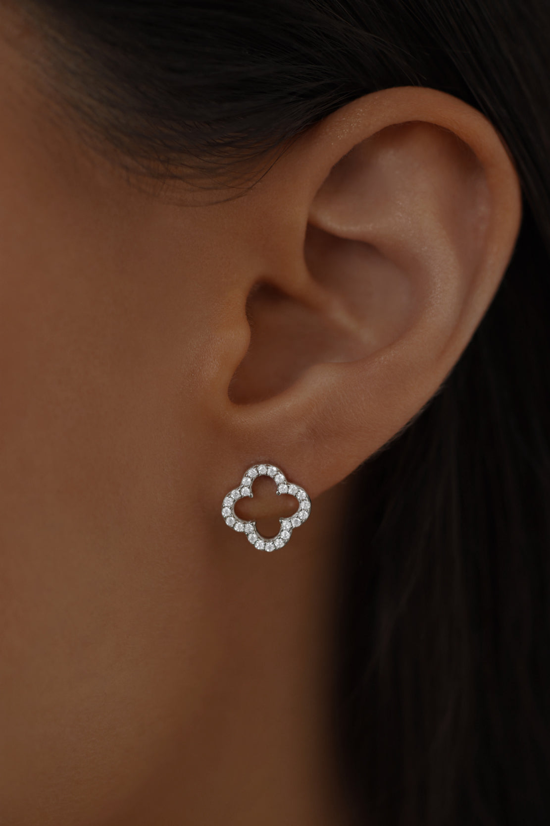 Stud earrings Clover with cubic zirconia