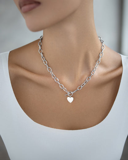 Massive necklace with heart